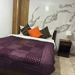 Downtown Hotel