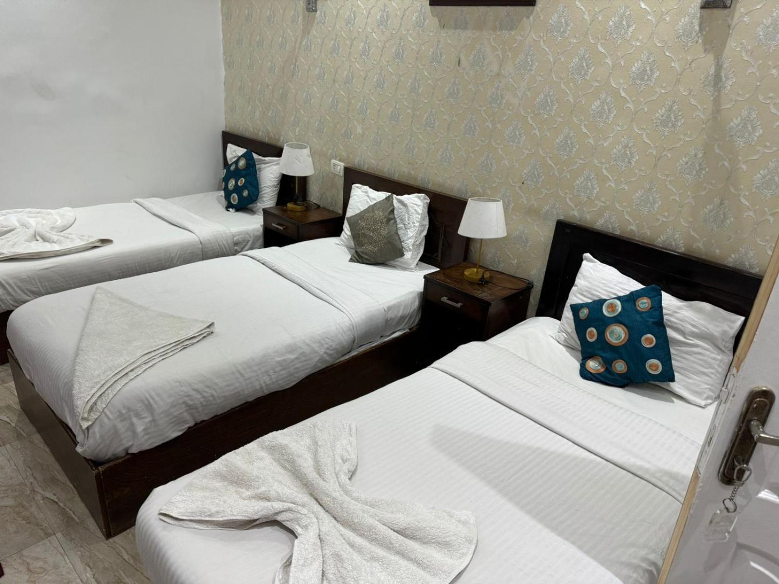 Hotel Downtown 2*